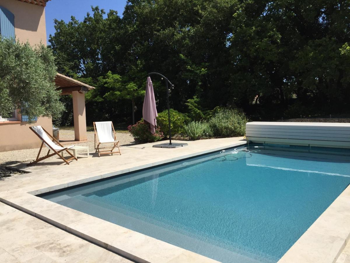 Villa Louanne Pertuis Bagian luar foto